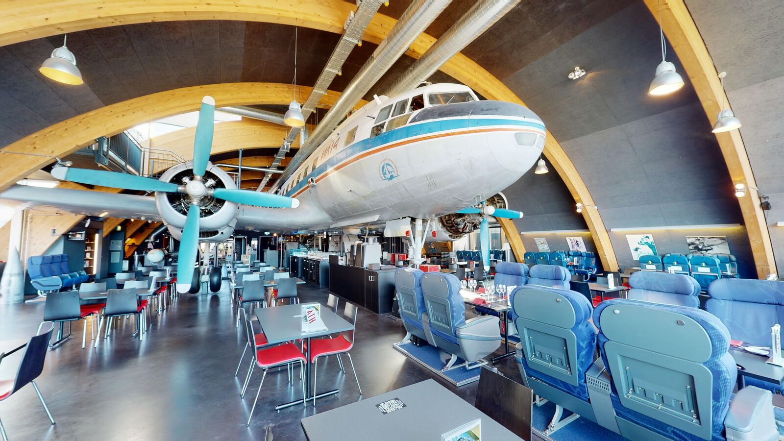Runway 34 — 3D-Gesamtansicht (Dollhouse)